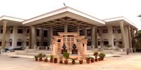 Uka Tarsadia University